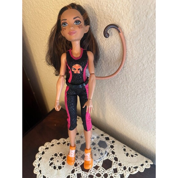 RARE 2016 DC Super Hero Girls Cheetah Action Figure - Picture 1 of 3